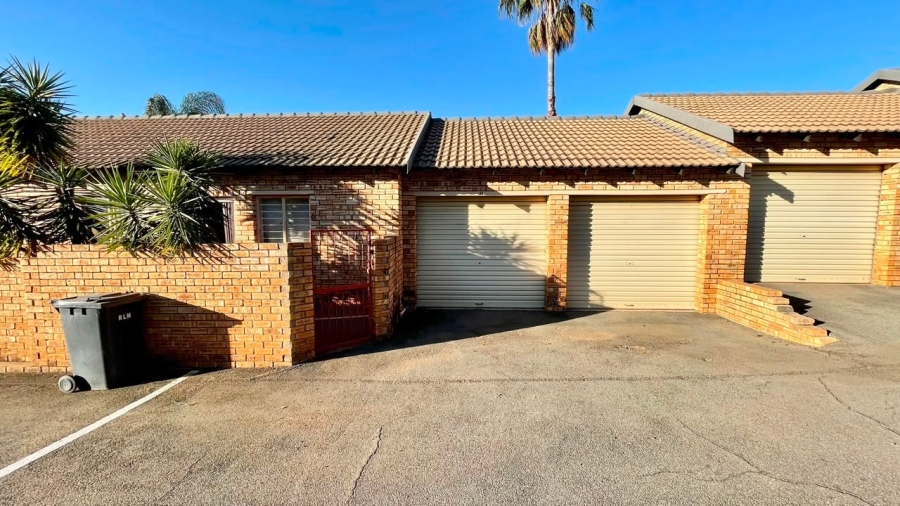 2 Bedroom Property for Sale in Cashan North West